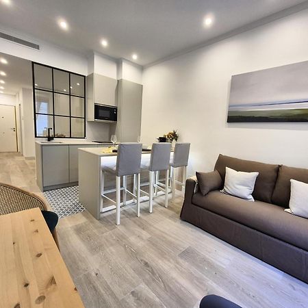 Apartamentos Plaza De Espana Мадрид Экстерьер фото