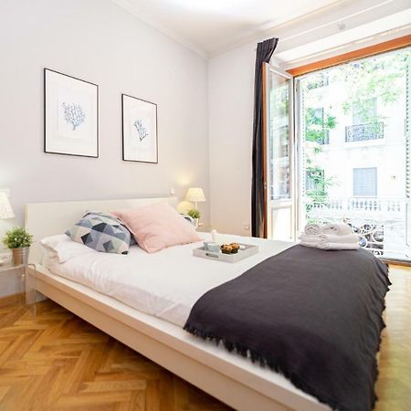 Apartamentos Plaza De Espana Мадрид Экстерьер фото